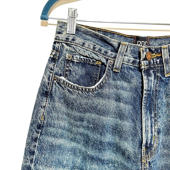 URBAN OUTFITTERS BDG High Rise Waisted Baggy Jeans Blue Acid Wash Distressed 26 - Picture 4 of 12